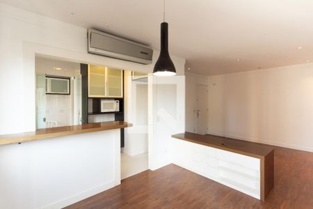 Sala de apartamento para alugar com 2 quartos, 80m² em Itaim Bibi, São Paulo
