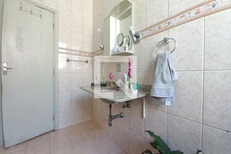 Casa à venda com 218m², 3 quartos e 1 vagaBanheiro