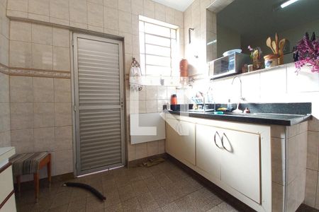 Casa à venda com 218m², 3 quartos e 1 vagaCozinha 