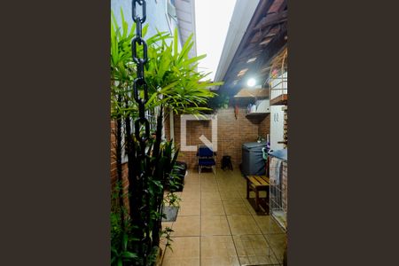 Casa à venda com 200m², 3 quartos e 2 vagasÁrea de Serviço