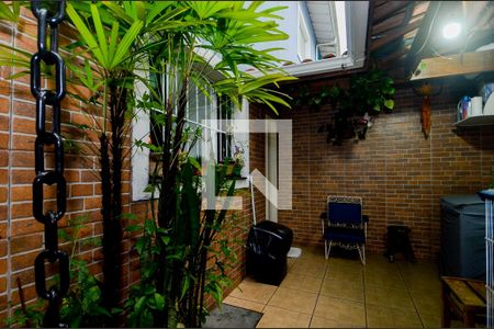 Casa à venda com 200m², 3 quartos e 2 vagasÁrea de Serviço