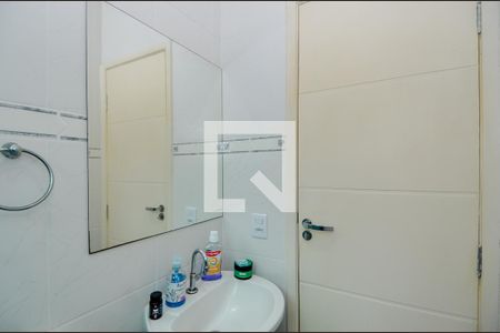 Casa à venda com 200m², 3 quartos e 2 vagasBanheiro da Suíte 1