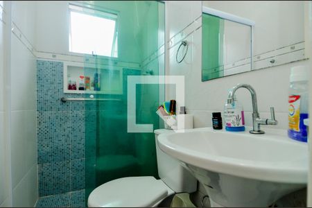 Casa à venda com 200m², 3 quartos e 2 vagasBanheiro da Suíte 1