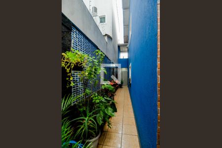 Casa à venda com 200m², 3 quartos e 2 vagasCorredor Lateral 