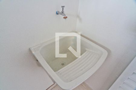 Apartamento para alugar com 35m², 2 quartos e sem vaga Apartamento para alugar com 35m², 2 quartos e sem vagaBanheiro