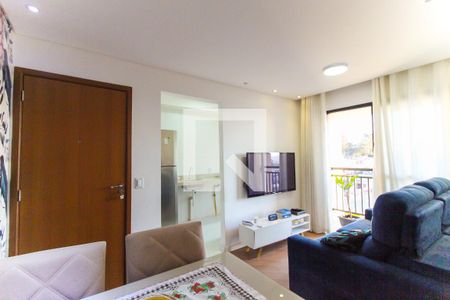Sala de apartamento para alugar com 2 quartos, 45m² em Vila Brasil, São Paulo