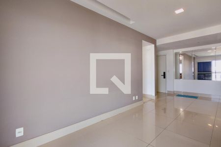 Apartamento para alugar com 78m², 2 quartos e 1 vaga Apartamento para alugar com 78m², 2 quartos e 1 vagaSala