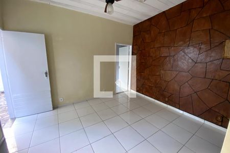 Casa para alugar com 120m², 3 quartos e 1 vagaSala kitnet