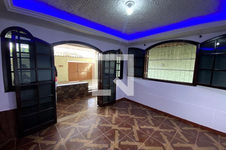 Sala de casa para alugar com 3 quartos, 120m² em Centro, Duque de Caxias