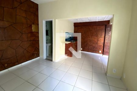 Casa para alugar com 120m², 3 quartos e 1 vagaSala kitnet
