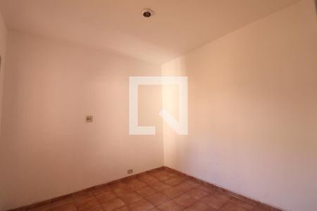 Quarto 2 de casa para alugar com 2 quartos, 41m² em Vila Bandeirantes, São Paulo