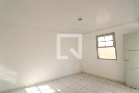 Quarto 1 de casa para alugar com 2 quartos, 41m² em Vila Bandeirantes, São Paulo