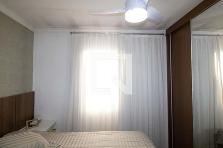 Casa à venda com 80m², 2 quartos e 2 vagas Casa à venda com 80m², 2 quartos e 2 vagasQuarto 2