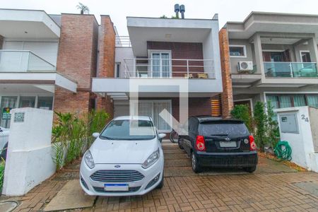 Casa de condomínio para alugar com 230m², 3 quartos e 2 vagasFachada