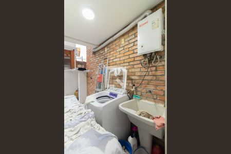 Casa de condomínio para alugar com 230m², 3 quartos e 2 vagasCozinha e Área de Serviço