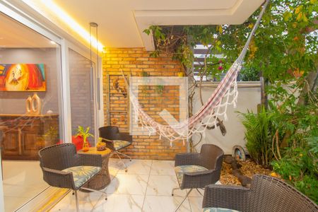 Casa de condomínio para alugar com 230m², 3 quartos e 2 vagasCozinha e Área de Serviço