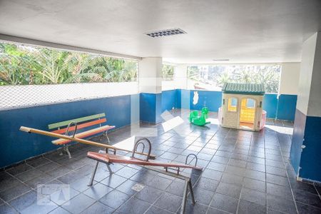 Apartamento à venda com 60m², 2 quartos e 1 vaga Apartamento à venda com 60m², 2 quartos e 1 vagaÁrea comum - Playground