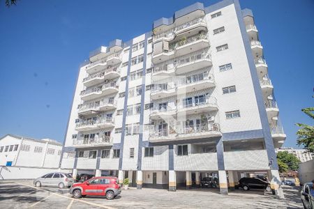 Apartamento à venda com 60m², 2 quartos e 1 vaga Apartamento à venda com 60m², 2 quartos e 1 vagaFachada