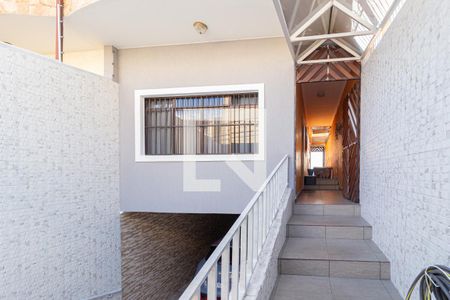 Casa à venda com 300m², 4 quartos e 9 vagas Casa à venda com 300m², 4 quartos e 9 vagasHall de entrada