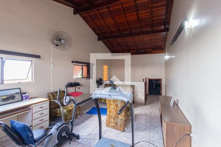 Casa à venda com 300m², 4 quartos e 9 vagas Casa à venda com 300m², 4 quartos e 9 vagasEdícula