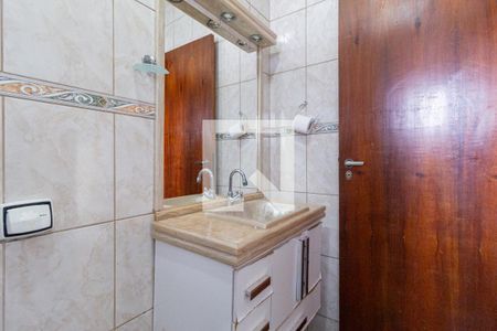 Casa à venda com 300m², 4 quartos e 9 vagas Casa à venda com 300m², 4 quartos e 9 vagasBanheiro da suíte 1