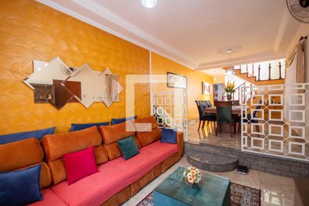Sala de Estar de casa à venda com 4 quartos, 300m² em Jardim das Flores, Osasco