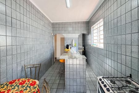 Casa à venda com 320m², 6 quartos e 7 vagasCozinha