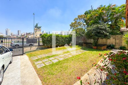 Casa à venda com 320m², 6 quartos e 7 vagasÁrea Externa