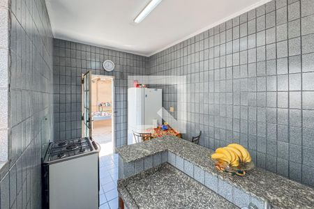 Casa à venda com 320m², 6 quartos e 7 vagasCozinha
