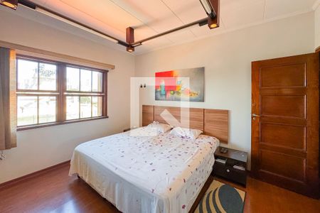 Casa à venda com 320m², 6 quartos e 7 vagasSuíte Master