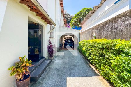 Casa à venda com 320m², 6 quartos e 7 vagasGaragem