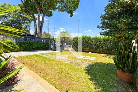 Casa à venda com 320m², 6 quartos e 7 vagasÁrea Externa