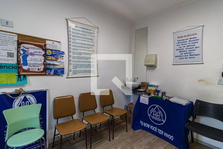 Casa à venda com 100m², 3 quartos e sem vaga Casa à venda com 100m², 3 quartos e sem vagaQuarto 5