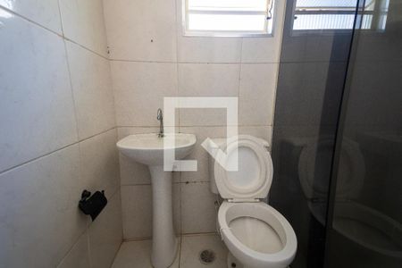 Casa para alugar com 59m², 2 quartos e sem vagaBanheiro