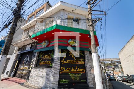 Casa para alugar com 59m², 2 quartos e sem vagaFachada