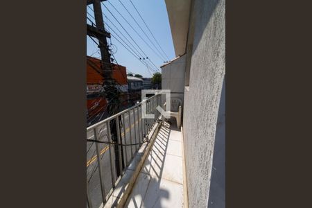 Casa para alugar com 59m², 2 quartos e sem vagaVaranda