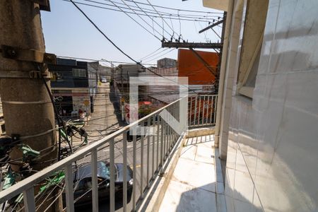 Casa para alugar com 59m², 2 quartos e sem vagaVaranda