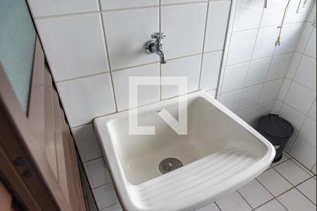 Apartamento para alugar com 67m², 2 quartos e 1 vagaÁrea de serviço