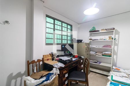 Casa à venda com 177m², 3 quartos e 3 vagas Casa à venda com 177m², 3 quartos e 3 vagasQuarto 2