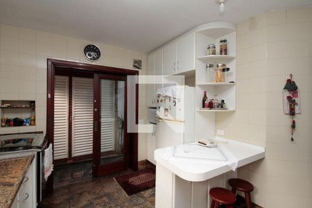 Casa para alugar com 400m², 4 quartos e 5 vagasCozinha