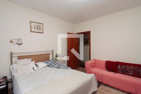 Casa para alugar com 400m², 4 quartos e 5 vagasSuíte 2