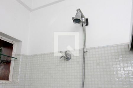 Casa para alugar com 400m², 4 quartos e 5 vagasBanheiro da Suíte 1