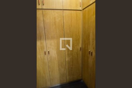 Casa à venda com 100m², 4 quartos e 2 vagasCloset da Suíte 2