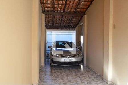 Casa à venda com 100m², 4 quartos e 2 vagasGaragem 