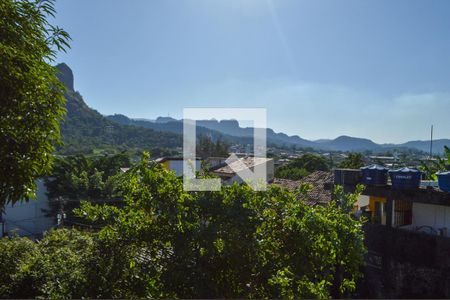 Casa à venda com 100m², 4 quartos e 2 vagasVista da Varanda 