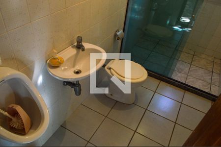 Casa à venda com 100m², 4 quartos e 2 vagasBanheiro da Área Gourmet 