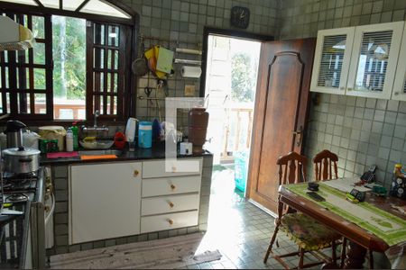 Casa à venda com 100m², 4 quartos e 2 vagasCozinha