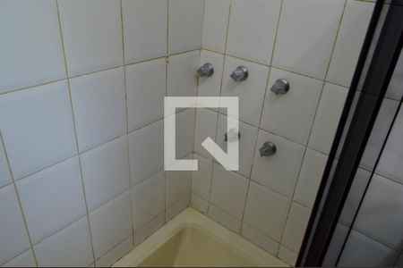 Casa à venda com 100m², 4 quartos e 2 vagasBanheiro da Suíte 1
