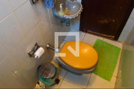 Casa à venda com 100m², 4 quartos e 2 vagasBanheiro