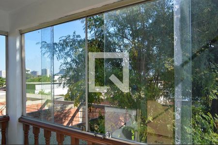 Casa à venda com 100m², 4 quartos e 2 vagasVaranda 1